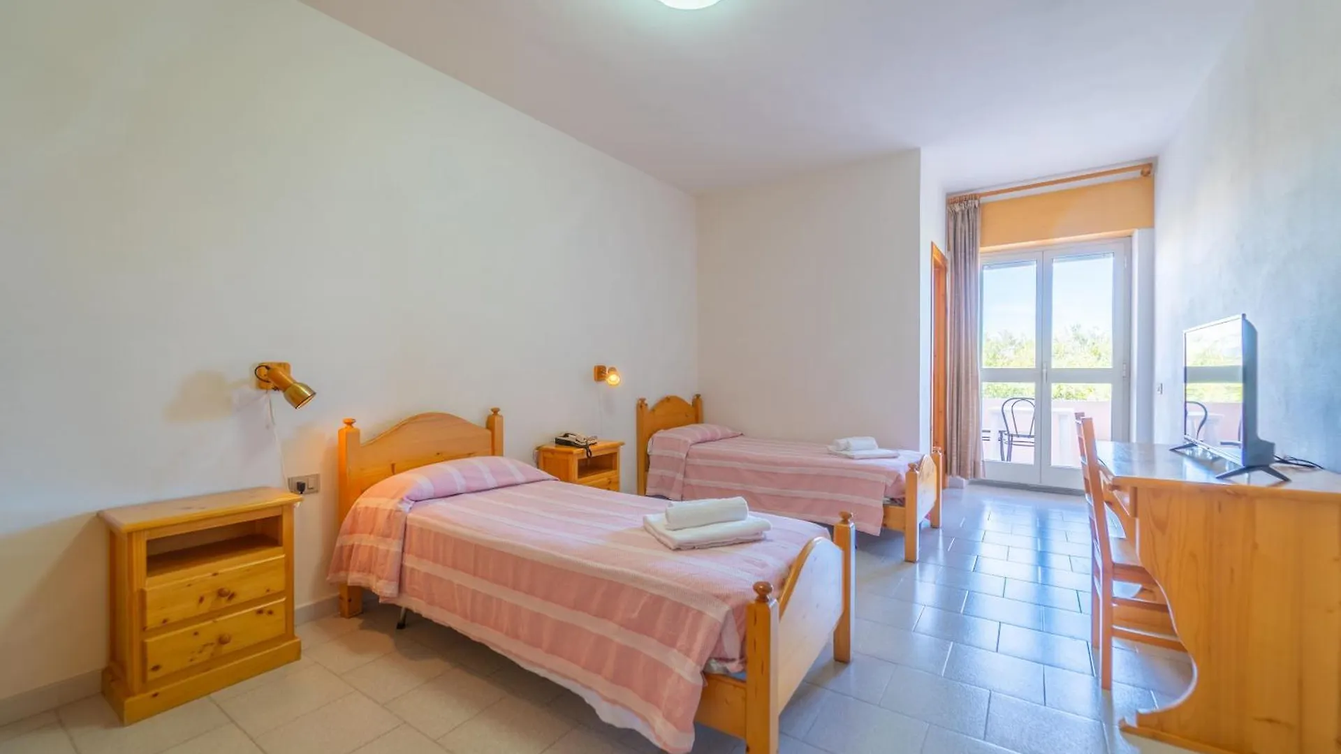 Hotel Panorama باديسي