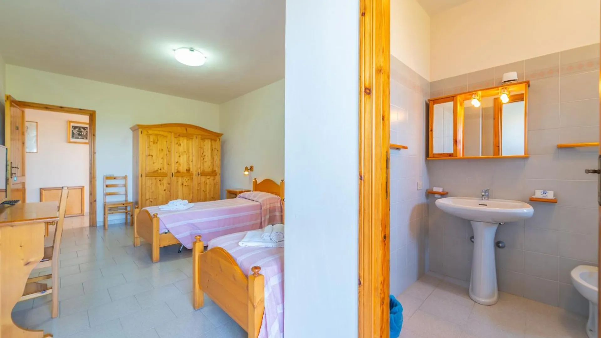Hotel Panorama باديسي