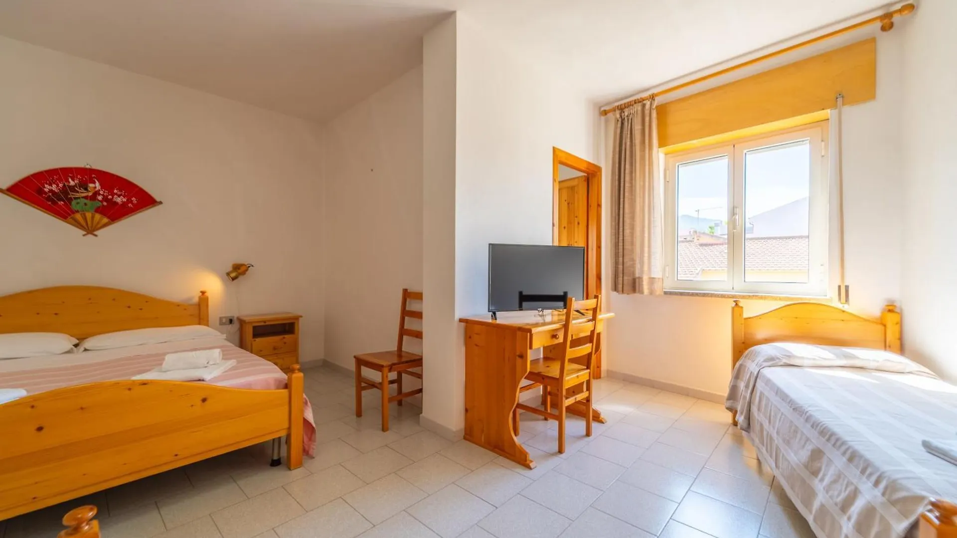Hotel Panorama باديسي 3*,